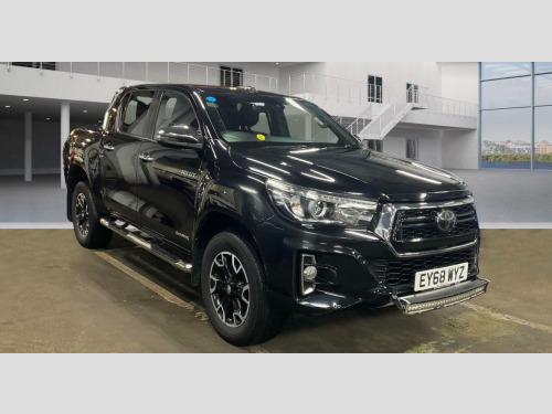 Toyota Hi-Lux  2.4 D-4D Invincible X Auto 4WD Euro 6 4dr (TSS, 3.5t)