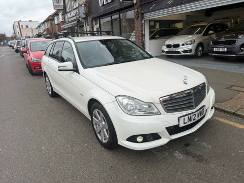 Mercedes-Benz C-Class C180 1.8 C180 BlueEfficiency SE Edition 125 G-Tronic+ Euro 5 (s/s) 5dr 