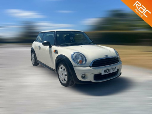 MINI Hatch  1.6 First Hatchback 3dr Petrol Manual Euro 5 (75 p