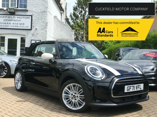 MINI Convertible  1.5 Cooper Exclusive Convertible 2dr Petrol Manual Euro 6 (s/s) (136 ps)