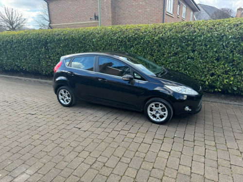 Ford Fiesta  1.25 Zetec 5dr