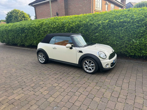 MINI Convertible  1.6 Cooper Euro 5 2dr