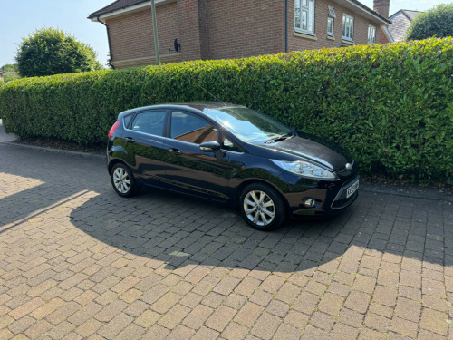 Ford Fiesta  1.4 Zetec 5dr