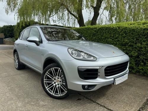 Porsche Cayenne  3.0 D V6 TIPTRONIC S 5d 262 BHP PANORAMIC ROOF FUL