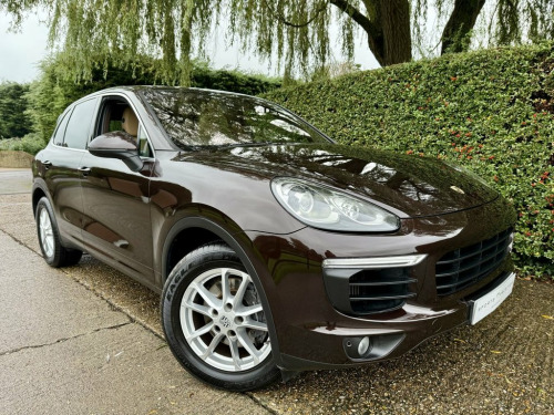 Porsche Cayenne  3.0 TD V6 SUV 5dr Diesel TiptronicS 4WD Euro 6 (s/