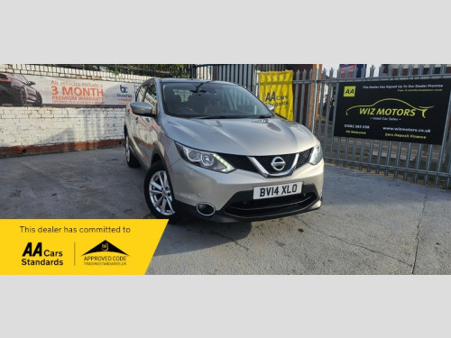 Nissan Qashqai  1.5 dCi Acenta Premium SUV 5dr Diesel Manual 2WD Euro 5 (s/s) (110 ps)