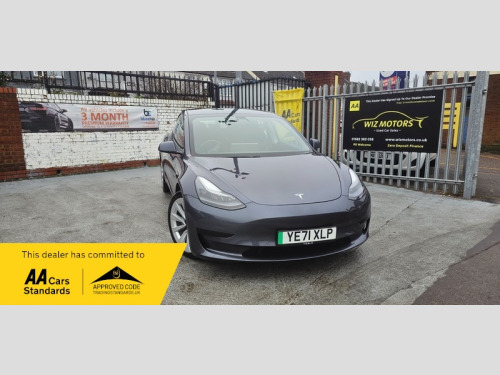 Tesla Model 3  Standard Range Plus Saloon 4dr Electric Auto RWD (241 bhp)