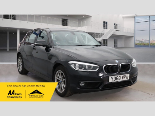 BMW 1 Series  1.5 118i SE Business Hatchback 5dr Petrol Auto Euro 6 (s/s) (136 ps)