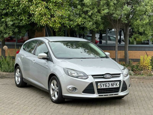 Ford Focus  1.6 Zetec Powershift Euro 5 5dr