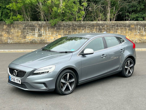 Volvo V40  2.0 D2 R-Design Hatchback 5dr Diesel Manual Euro 6