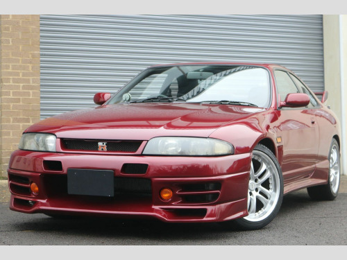 Nissan Skyline  Nissan Skyline GTST R33 Single Turbo 2.5 SUPER RARE COLOUR IMMACULATE+GTR L