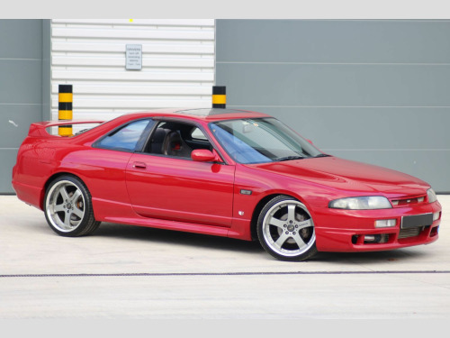 Nissan Skyline  Nissan Skyline GTST Rare colour rare sunroof model  bespoke GTR interior