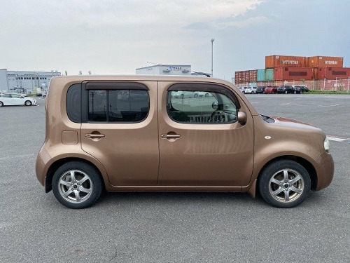Nissan Cube  Hatchback (2009 - 2011)