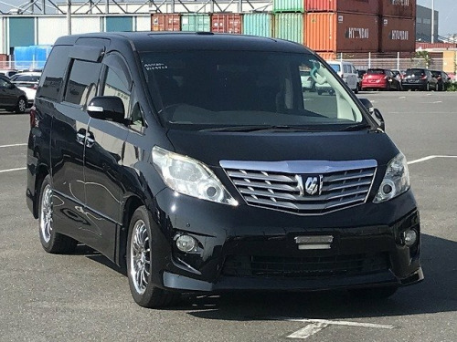 Toyota Alphard  -