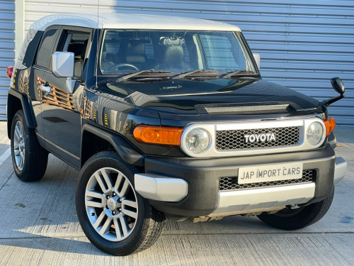 Toyota FJ Cruiser  4.0 V6