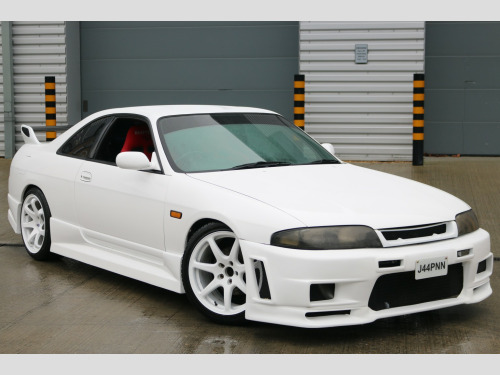 Nissan Skyline  2.5 G-TST TURBO Manual 