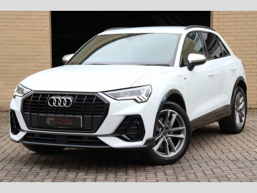 Audi Q3  1.4 TFSI E 45 BLACK EDITION 