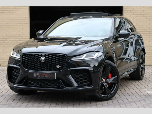 Jaguar F-PACE  P550 5.0 V8 SVR