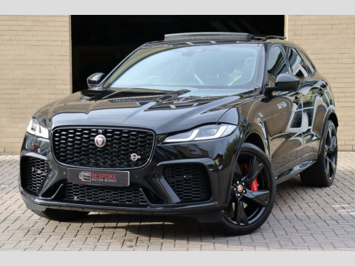 Jaguar F-PACE P550 5.0 V8 SVR