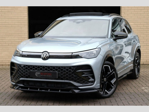 Volkswagen Tiguan  1.5 ETSI R-LINE DSG