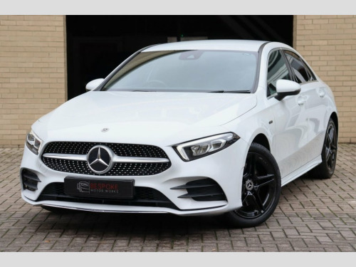 Mercedes-Benz A-Class A250 A250E 1.3 15.6KWH AMG LINE  HEATED SEATS NAV CRUIS 