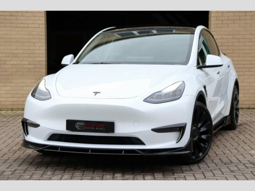 Tesla Model Y  DUAL MOTOR PERFORMANCE 4WDE 