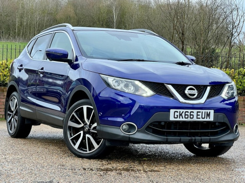 Nissan Qashqai  1.5 DCI TEKNA 5d 108 BHP PANO ROOF, HEATED LEATHER