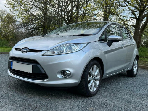 Ford Fiesta  1.4 Zetec 5dr