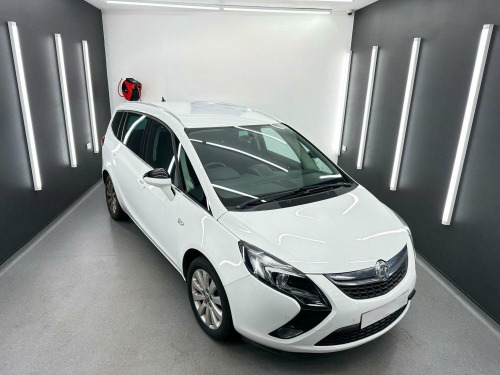 Vauxhall Zafira Tourer  2.0 CDTi Tech Line Euro 5 5dr