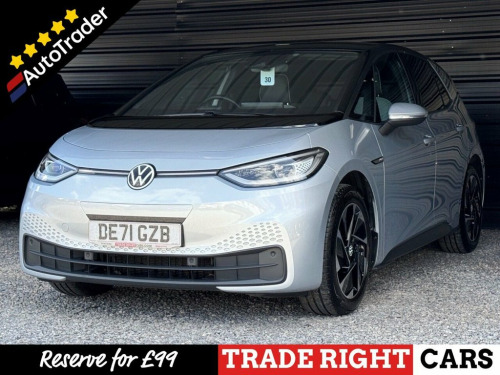 Volkswagen ID.3  Pure Performance 45kWh Style 5dr - ONE OWNER | DUE