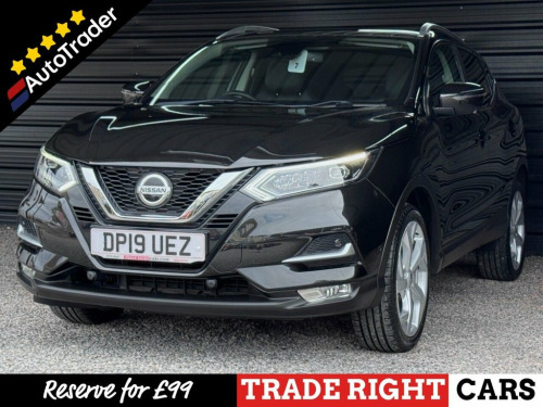 Nissan Qashqai  1.3 DIG-T Tekna [Pan Roof] 5dr Due into stock 22/0