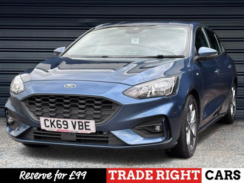 Ford Focus  1.0T Turbo ST-Line 5dr - LOW MILEAGE | READY TO DR 