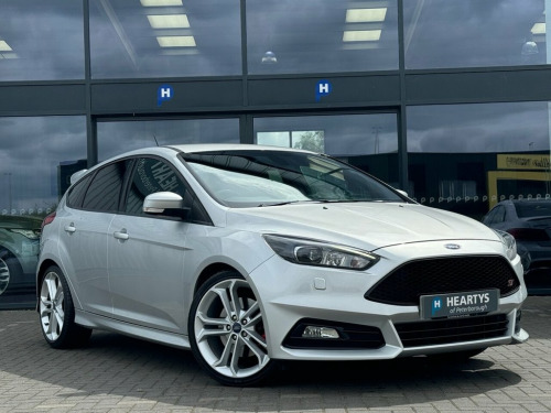 Ford Focus  2.0 ST-3 5d 247 BHP FULL HISTORY*CAMERA*PRIVACY*37