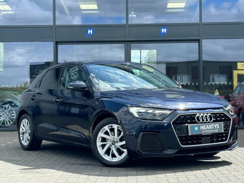 Audi A1  1.5 SPORTBACK TFSI SPORT 5d 148 BHP FULL AUDI HIST