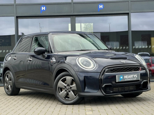 MINI Hatch  2.0 Cooper S Classic Hatchback 5dr Petrol Steptron