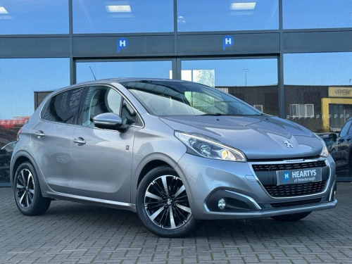 Peugeot 208  1.2 PureTech Tech Edition Hatchback 5dr Petrol Man