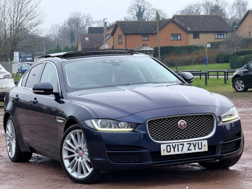 Jaguar XE  2.0d Portfolio Auto AWD Euro 6 (s/s) 4dr