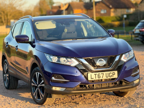 Nissan Qashqai  1.2 DIG-T N-Connecta XTRON Euro 6 (s/s) 5dr