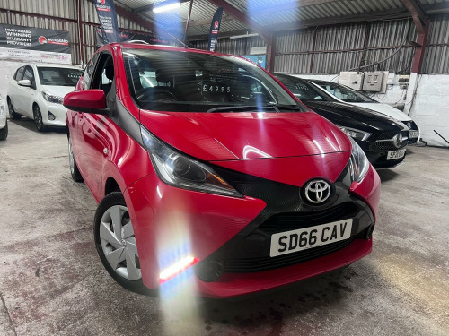 Toyota AYGO  1.0 VVT-i x-play