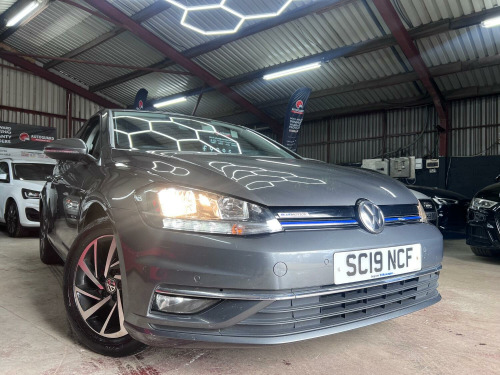 Volkswagen Golf  1.5 TSI EVO Match