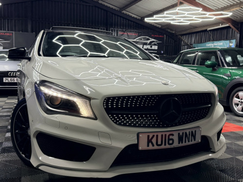 Mercedes-Benz CLA  2.1 CLA220d AMG Sport 