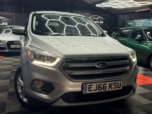 Ford Kuga  1.5 T EcoBoost Titanium 