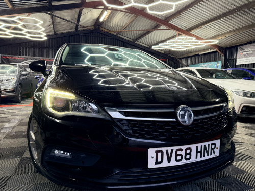 Vauxhall Astra  1.6 CDTi BlueInjection SRi Nav 
