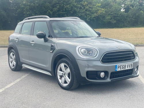 MINI Countryman  1.5 COOPER 5d 134 BHP FULL SERVICE HISTORY