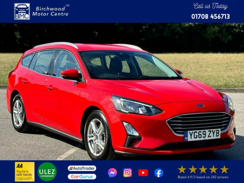 Ford Focus  1.0 ZETEC 5d 124 BHP BLUETOOTH AND DAB RADIO