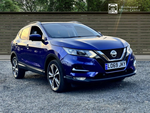 Nissan Qashqai  1.3 DIG-T N-Connecta SUV 5dr Petrol DCT Auto Euro 