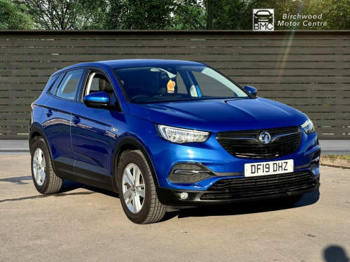 Vauxhall Grandland X  1.2 Turbo GPF SE SUV 5dr Petrol Manual Euro 6 (s/s