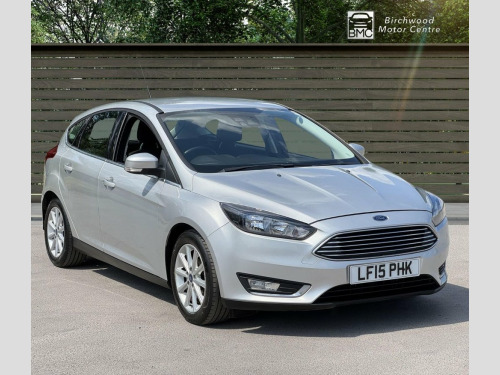 Ford Focus  1.0T EcoBoost Titanium Hatchback 5dr Petrol Manual