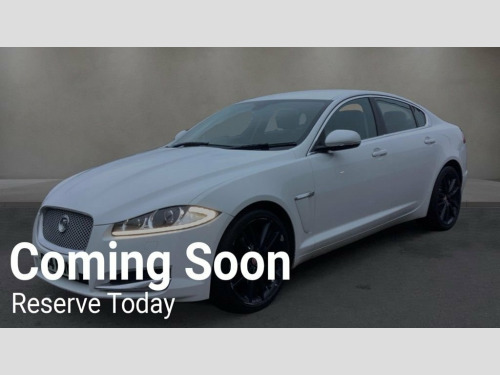 Jaguar XF  2.2d SE Saloon 4dr Diesel Auto Euro 5 (s/s) (163 p