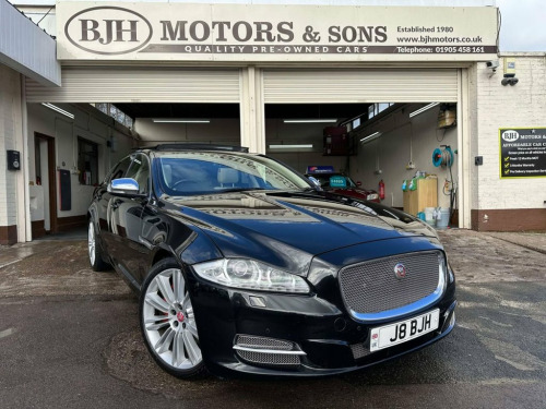 Jaguar XJ  3.0d V6 Portfolio Saloon 4dr Diesel Auto Euro 5 (2